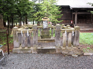 中央地神社