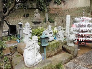 七福神像と大圓寺石仏群
